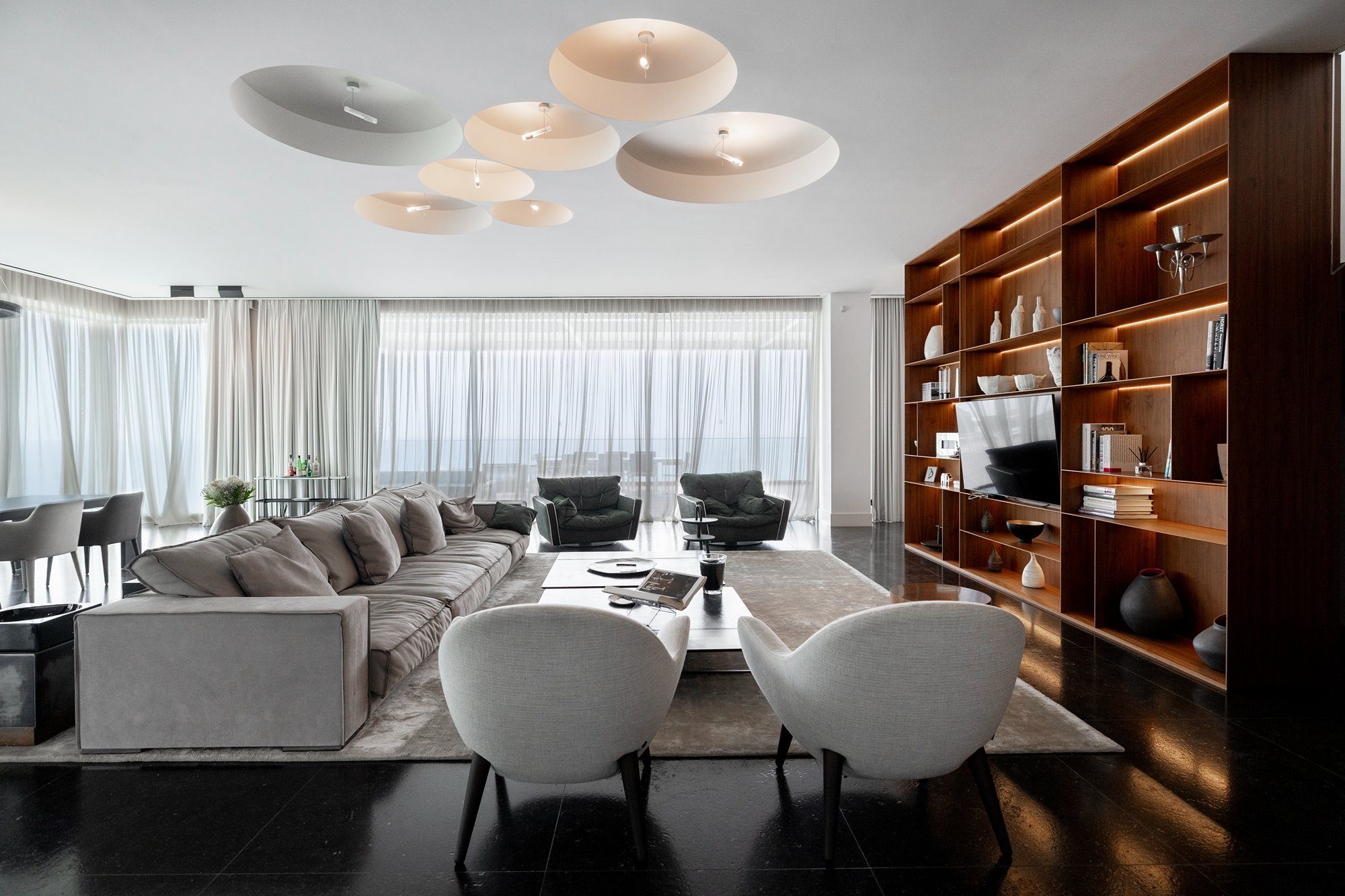 4 BR Luxury Sea View Duplex Penthouse in Neapolis, Limassol — photo 3