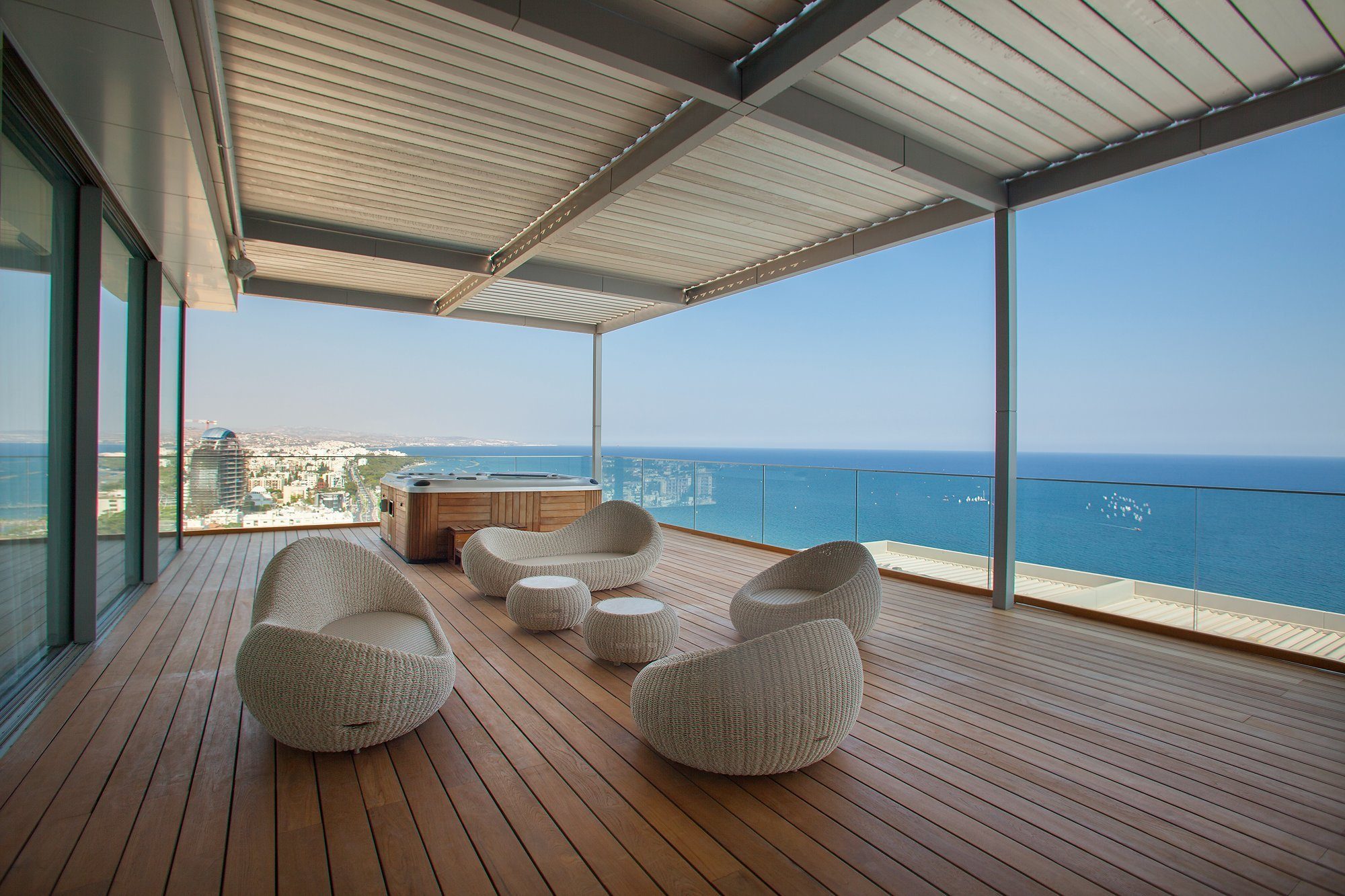 4 BR Luxury Sea View Duplex Penthouse in Neapolis, Limassol photo 16