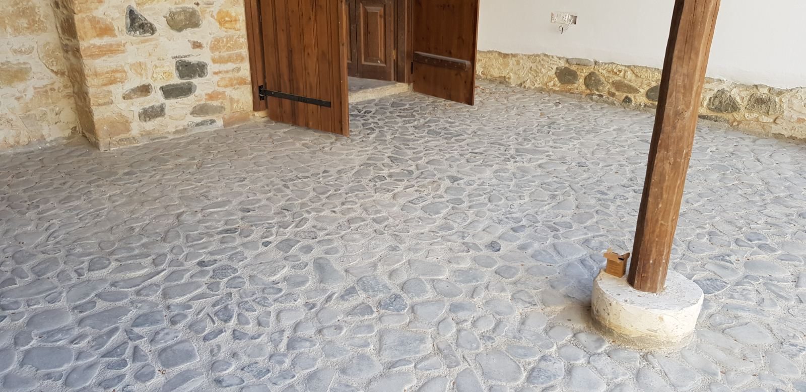 8 BR Detached house in Kampia, Nicosia photo 15