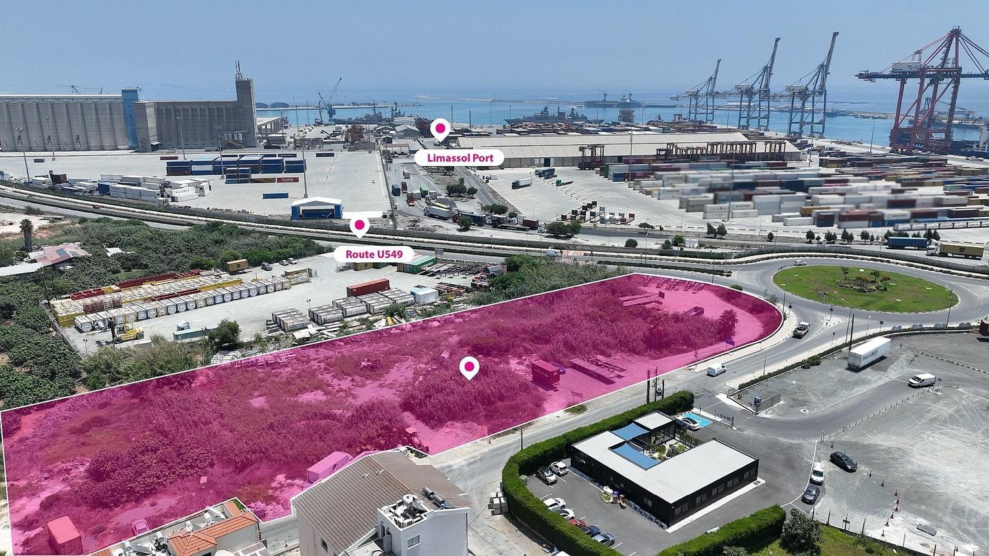 Shared Primarily Commercial Zoned Field, New Port Area, Limassol photo 1