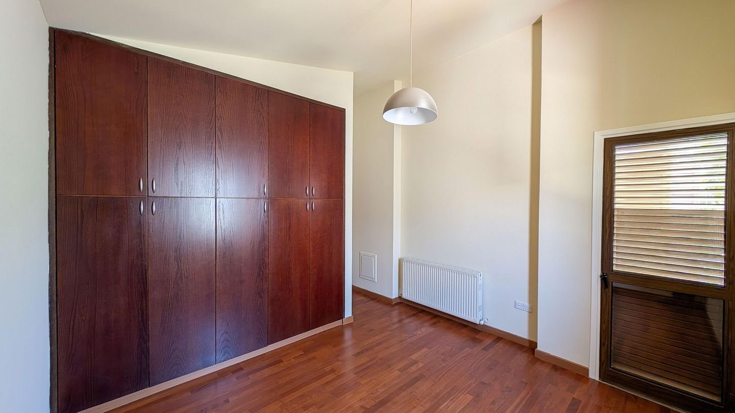 Four-Bedroom two-storey house in Strovolos, Nicosia photo 16