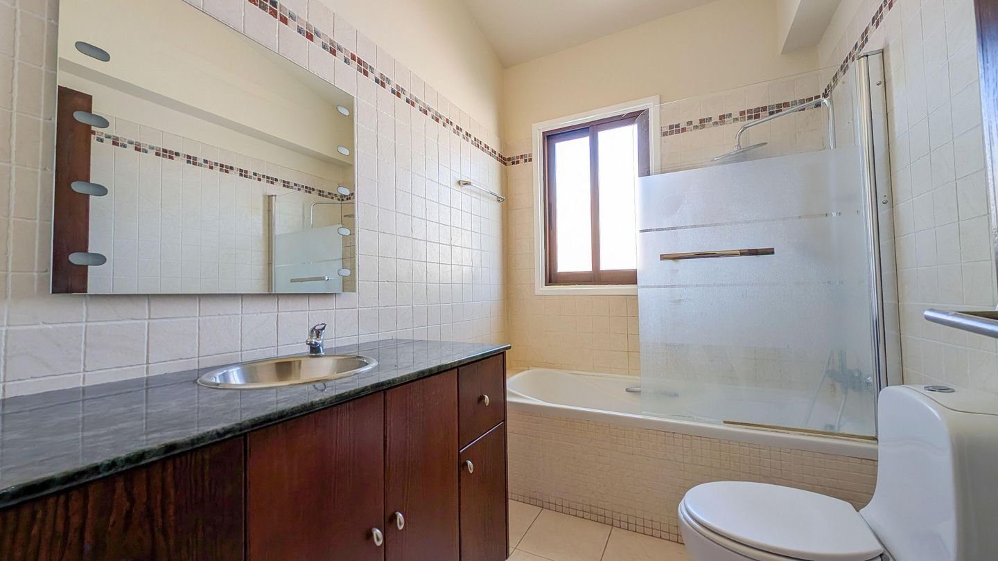 Four-Bedroom two-storey house in Strovolos, Nicosia photo 20