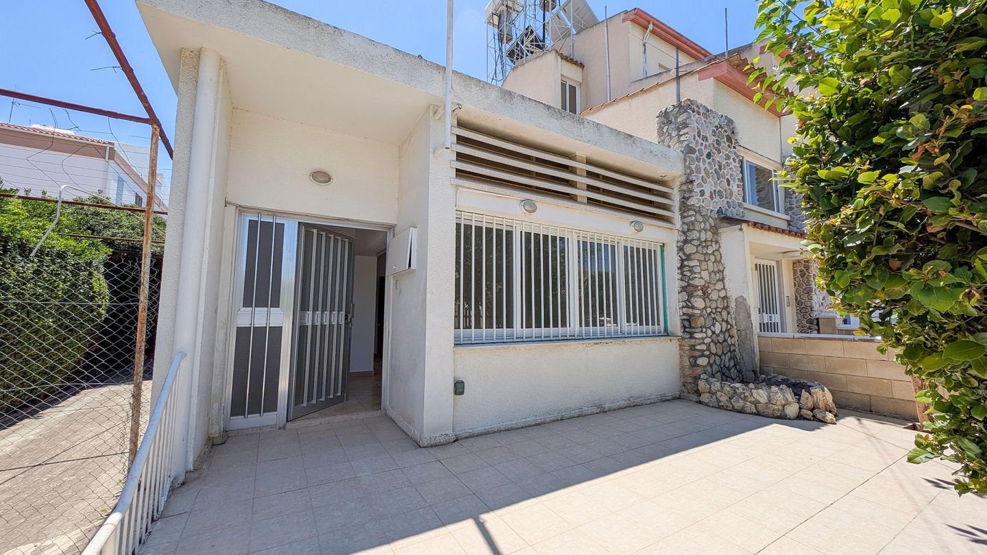 Two-Bedroom semi-detached house in Strovolos, Chryseleousa, Nicosia photo 6