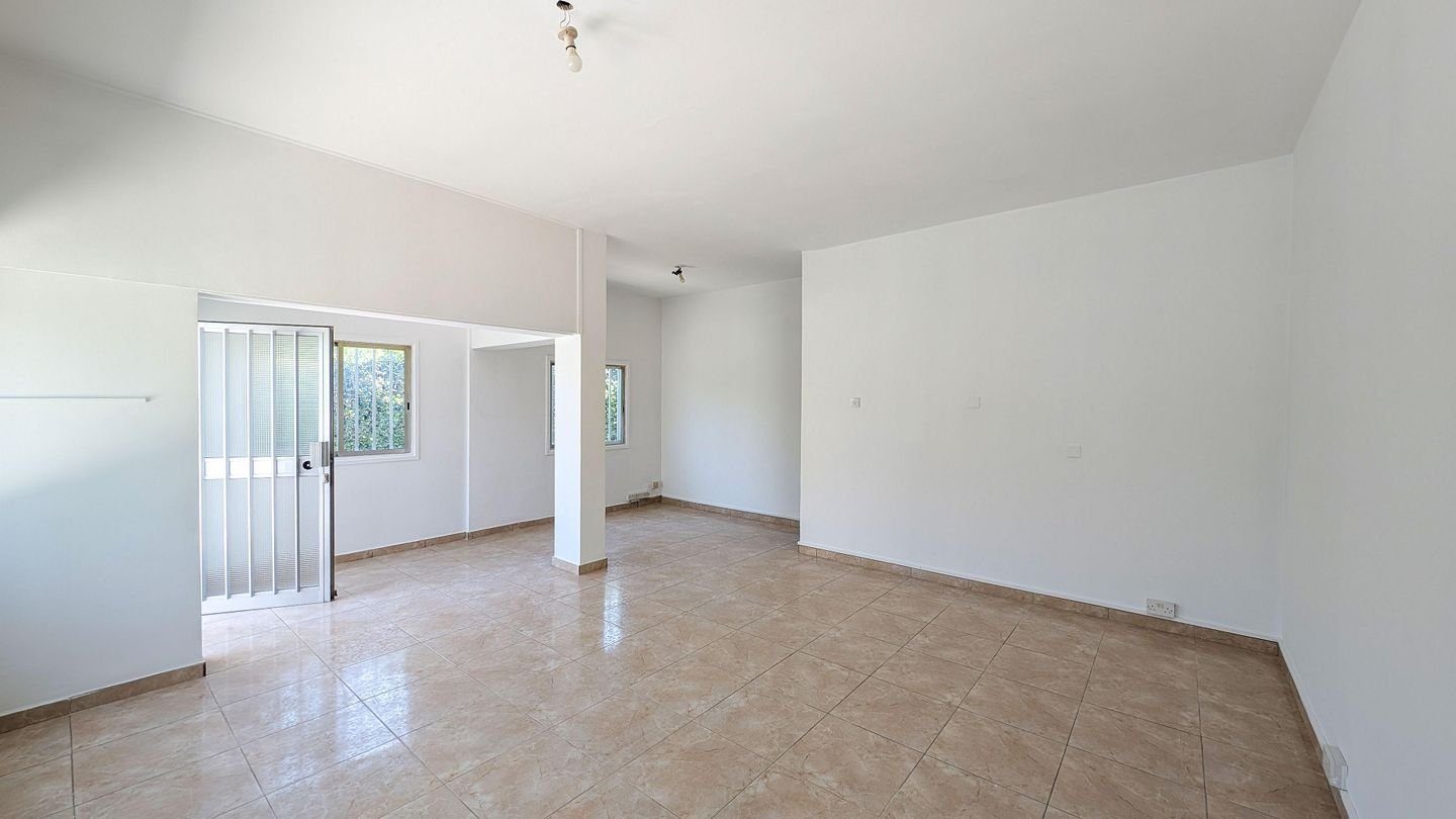 Two-Bedroom semi-detached house in Strovolos, Chryseleousa, Nicosia photo 8