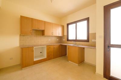 2 bedroom maisonette in Pegeia, Paphos thumbnail 7