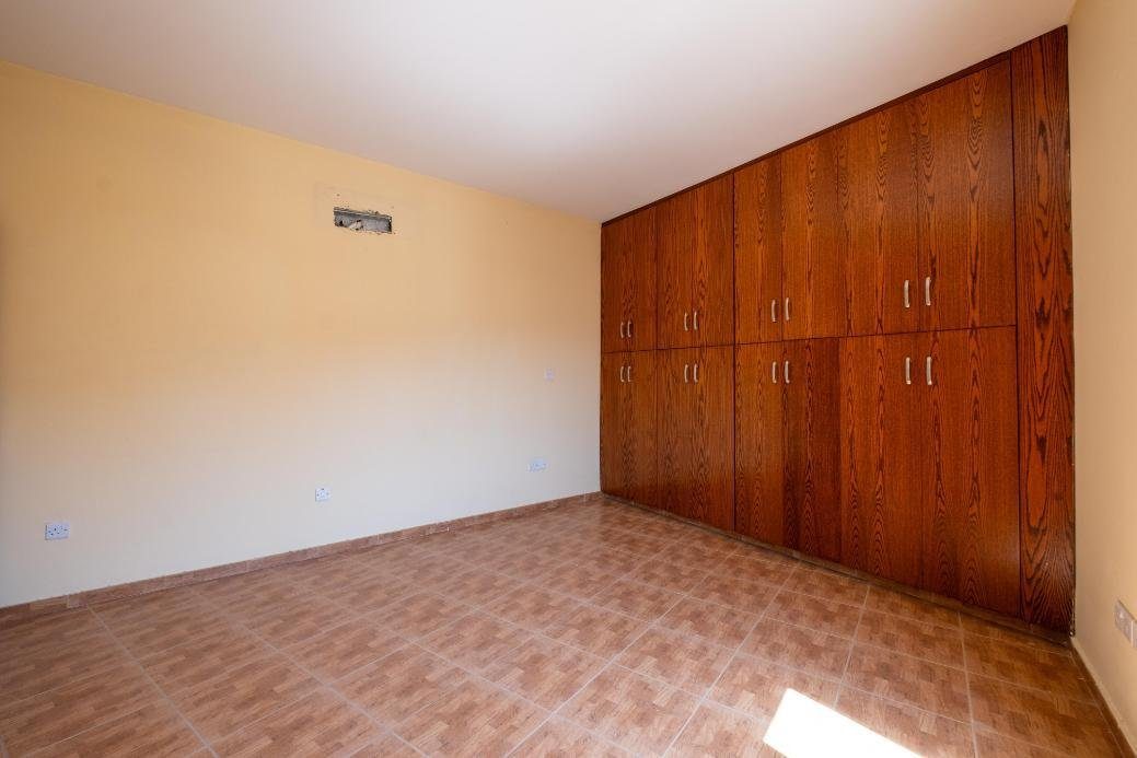3 bedroom house in Agios Theodoros, Larnaca photo 13