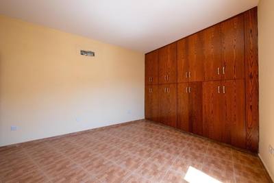 3 bedroom house in Agios Theodoros, Larnaca thumbnail 13