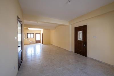 3 bedroom house in Agios Theodoros, Larnaca thumbnail 22