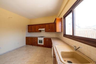 3 bedroom house in Agios Theodoros, Larnaca thumbnail 18