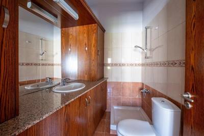 3 bedroom house in Agios Theodoros, Larnaca thumbnail 7