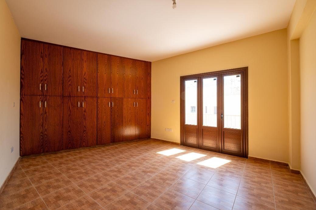 3 bedroom house in Agios Theodoros, Larnaca photo 14