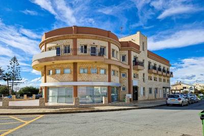 Shared mixed-use building in Deryneia, Famagusta thumbnail 6