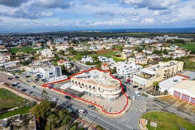 Shared mixed-use building in Deryneia, Famagusta thumbnail 7