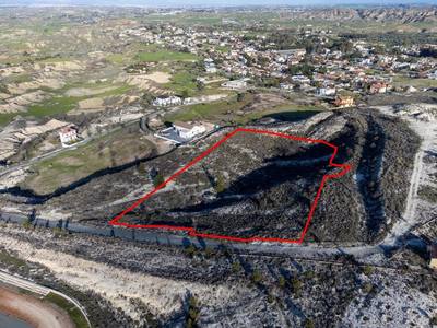 Shared residential field in Arediou, Nicosia thumbnail 1