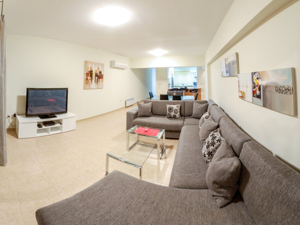 3 BR Apartment in Mouttagiaka, Limassol — photo 2