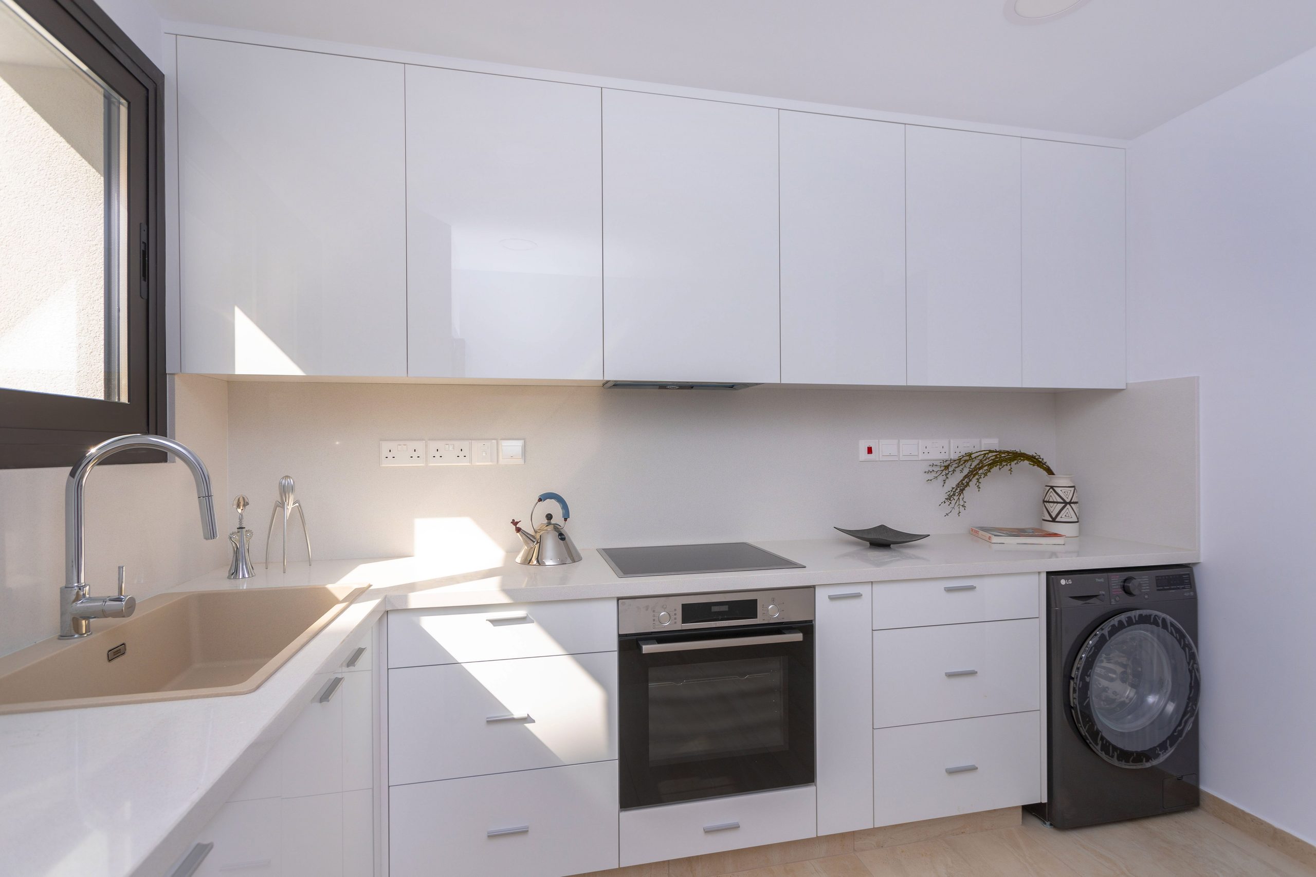 2 BR Apartment in Agios Georgios, Limassol — photo 3