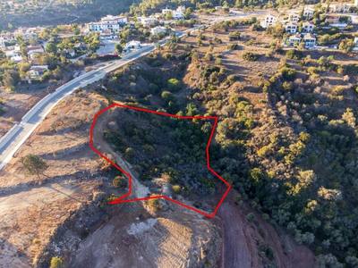 Residential field in Neo Chorio, Paphos thumbnail 2