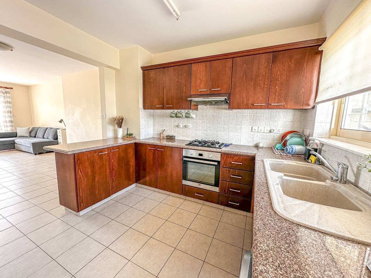 2 BR Apartment in Mesa Geitonia, Limassol