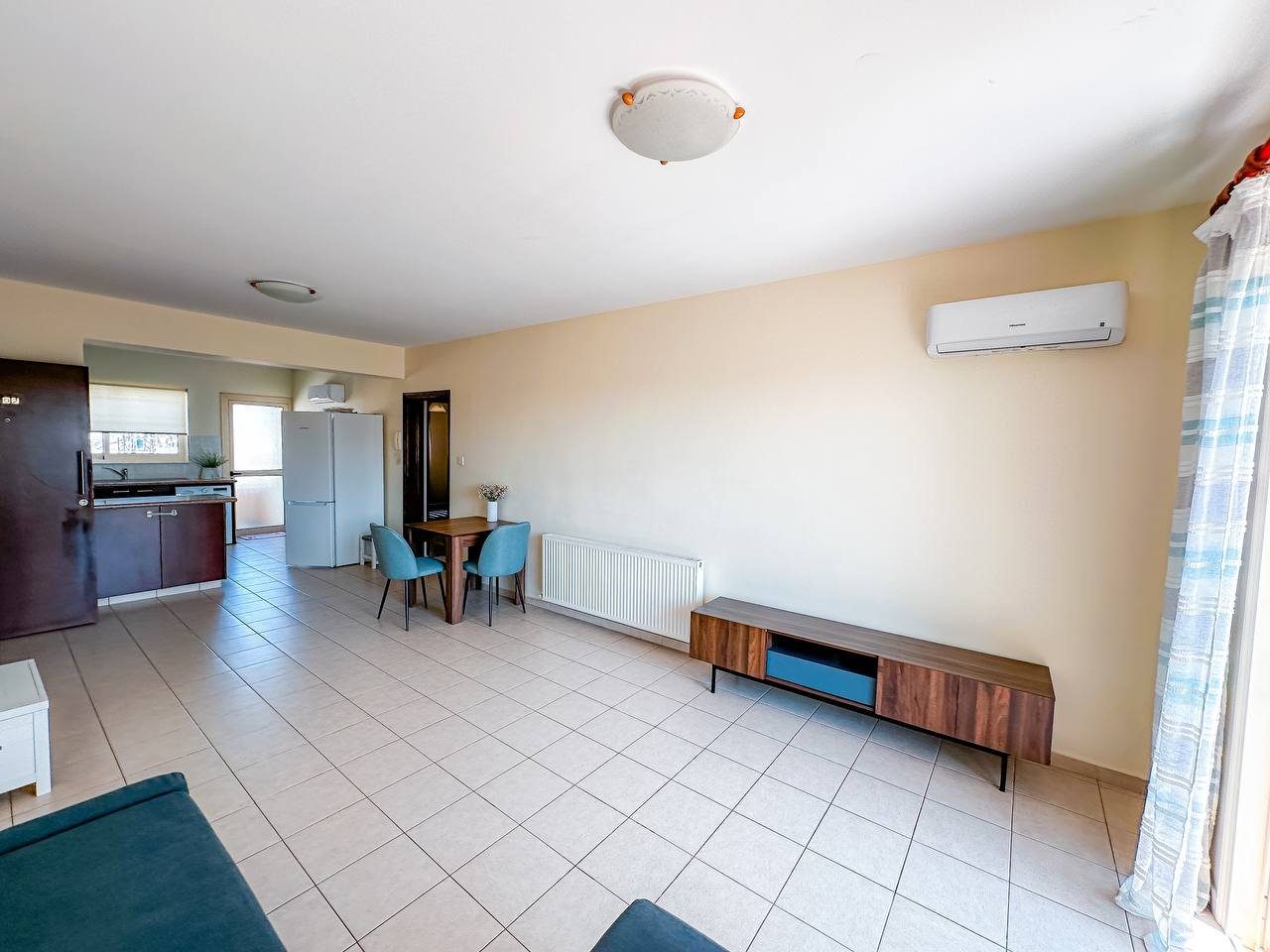 2 BR Apartment in Mesa Geitonia, Limassol — photo 4