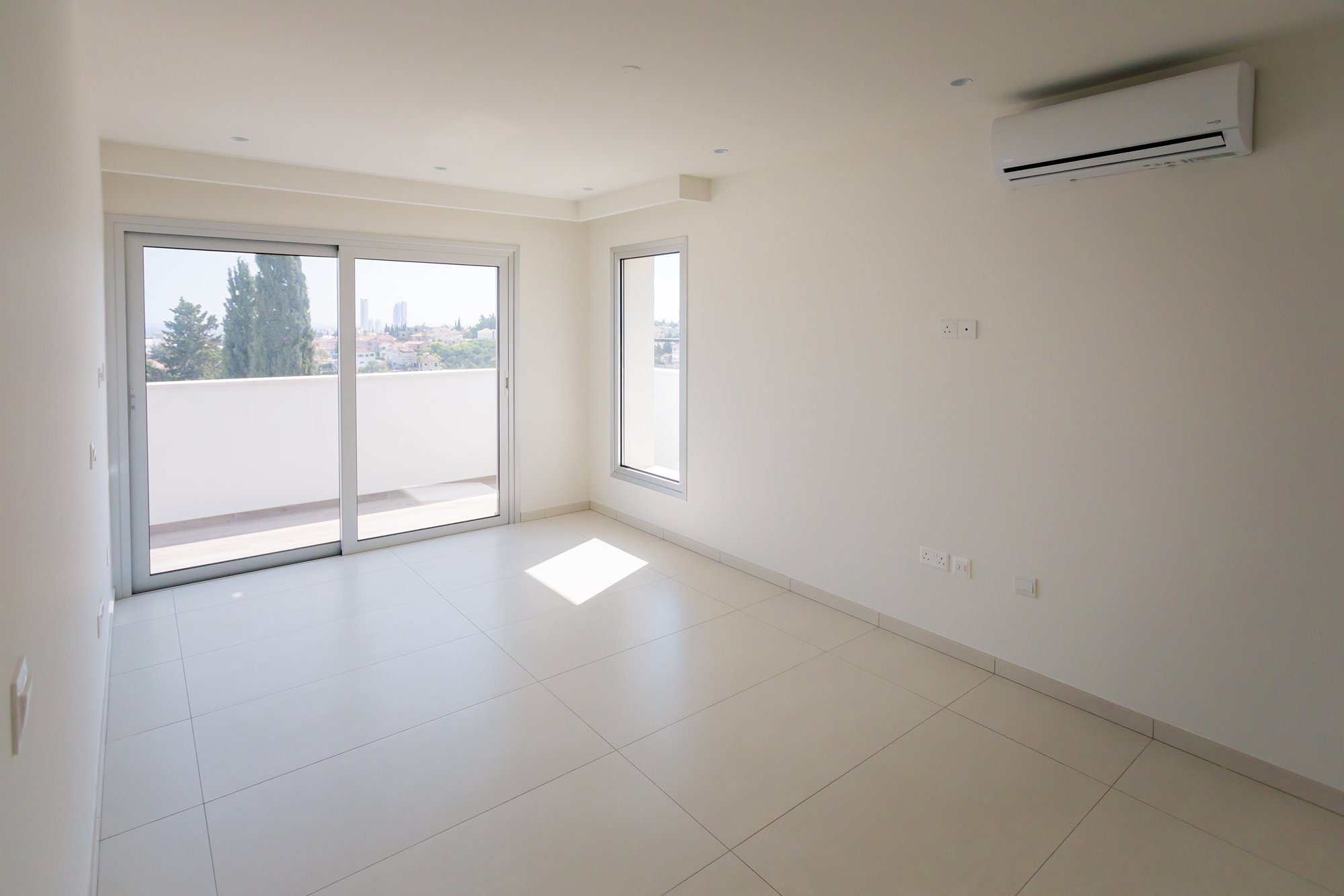 2 BR Penthouse in Germasogeia, Limassol photo 10