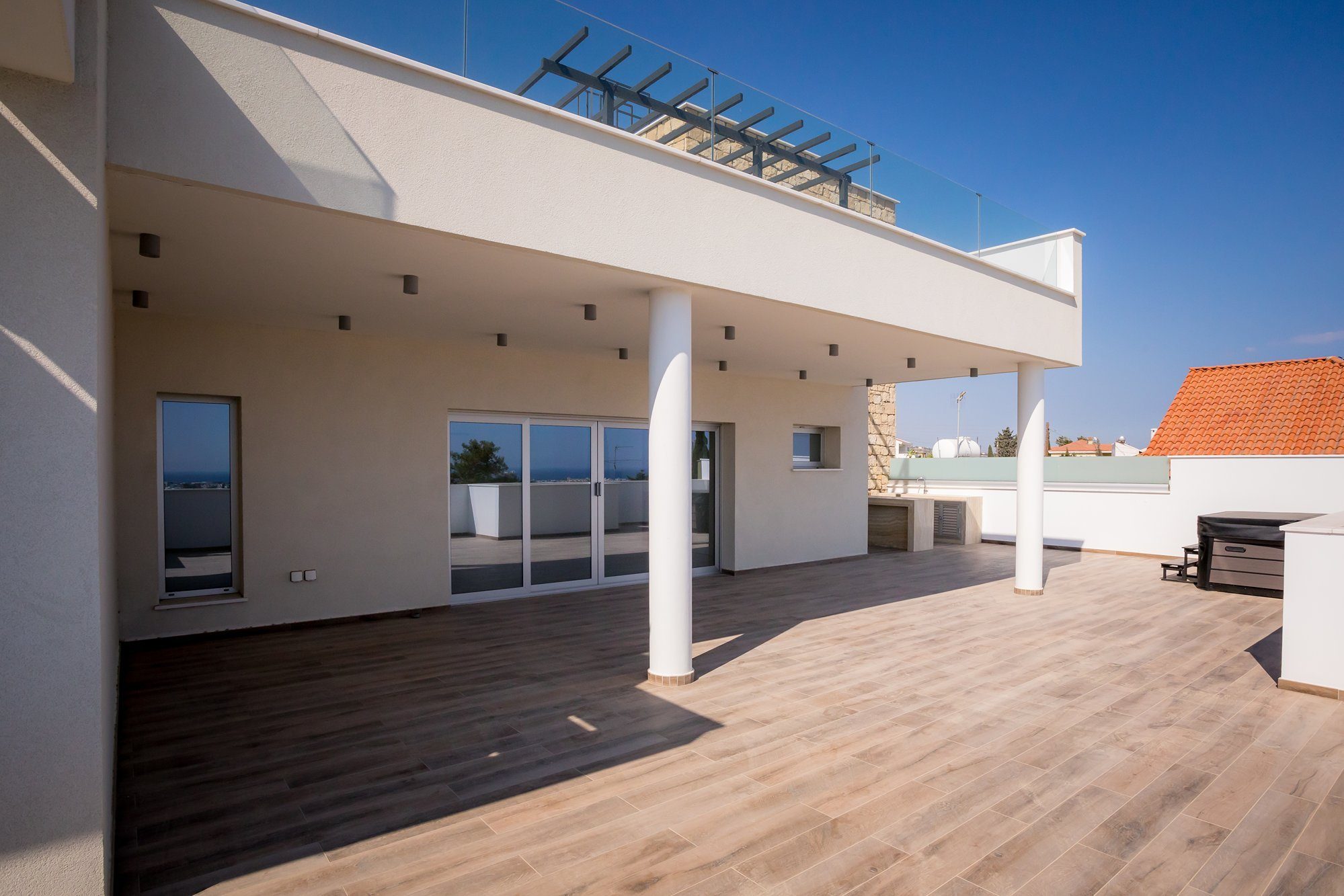 2 BR Penthouse in Germasogeia, Limassol photo 11