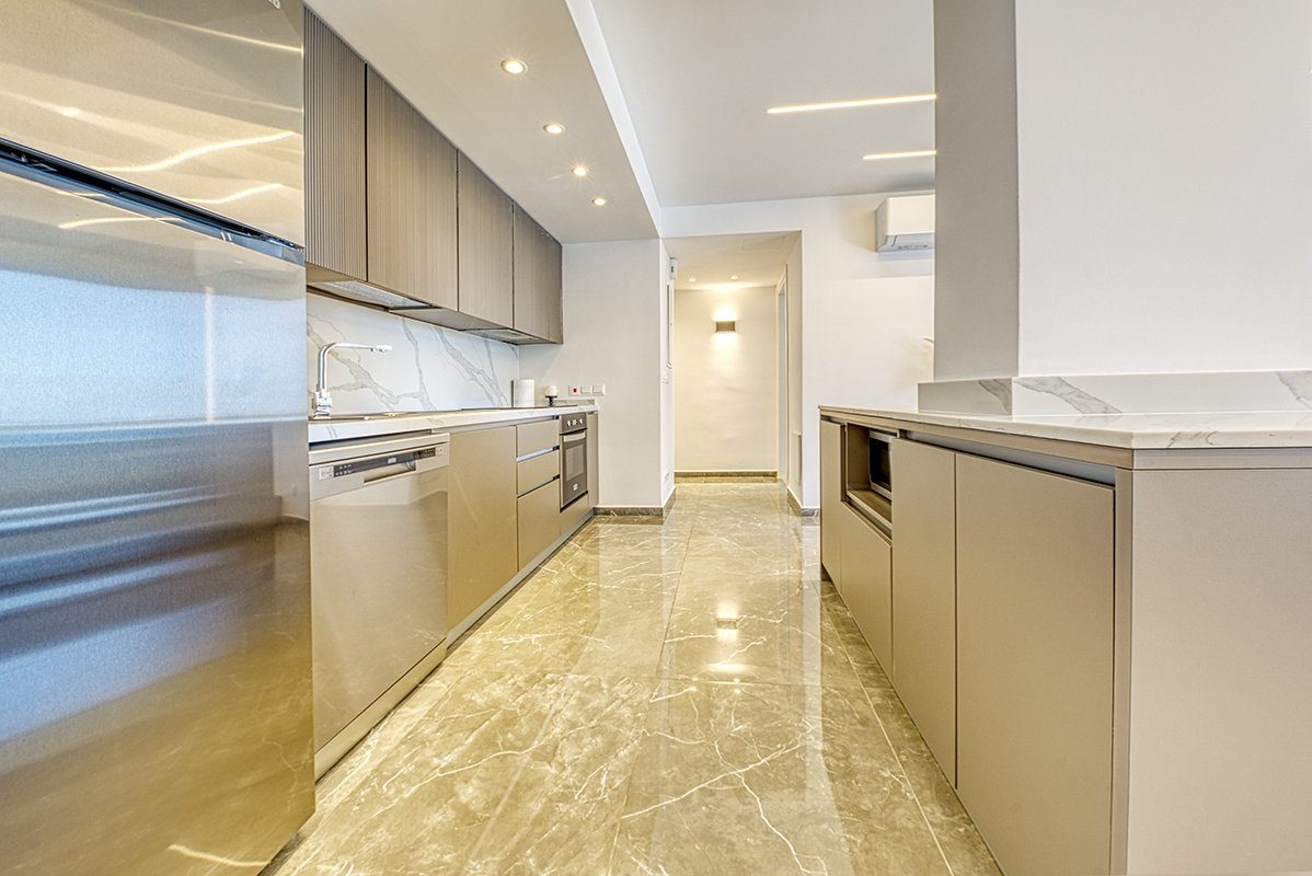 2 BR Apartment in Neapolis, Limassol — photo 6