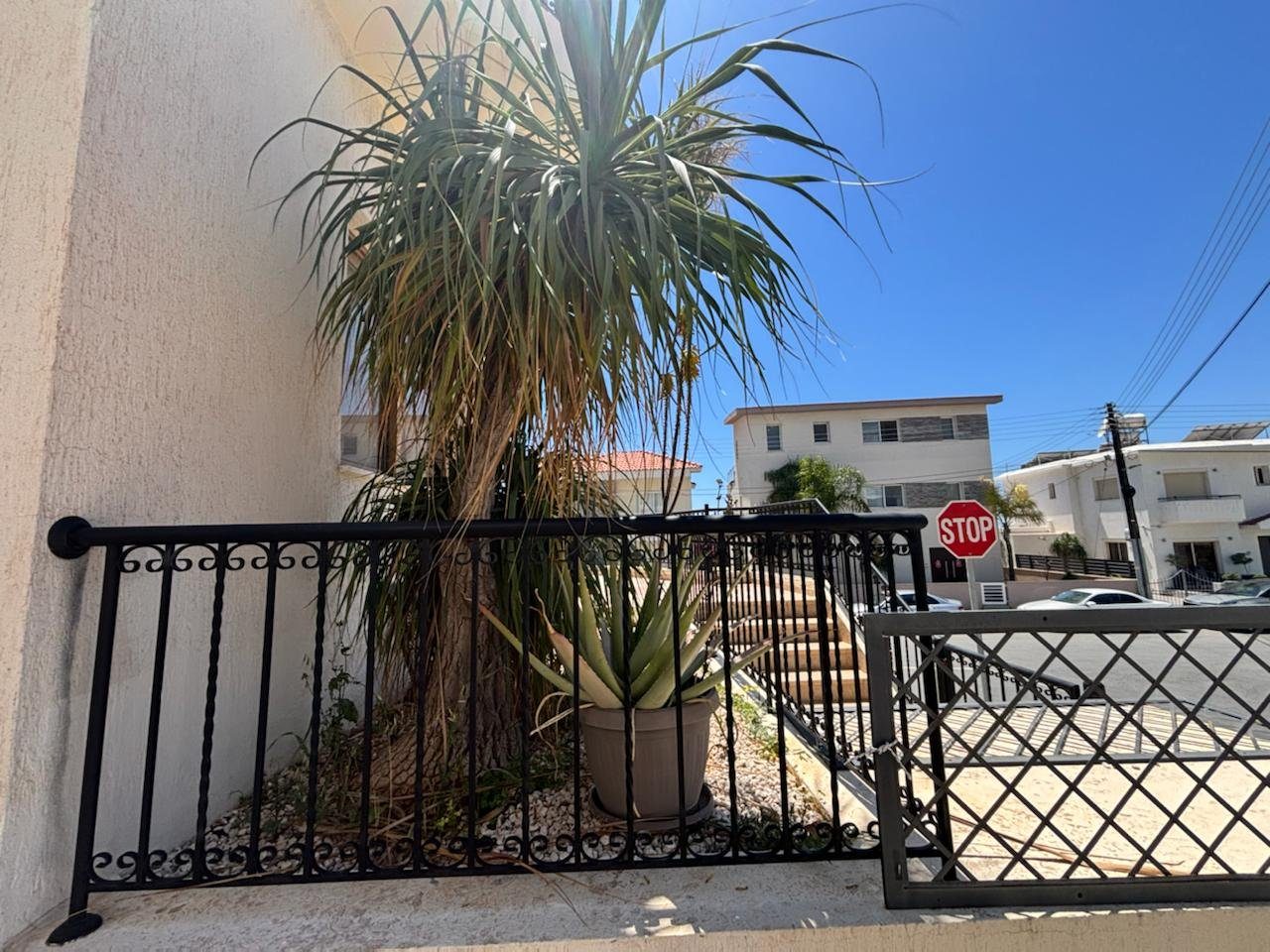 5 BR House in Agios Athanasios, Limassol photo 35