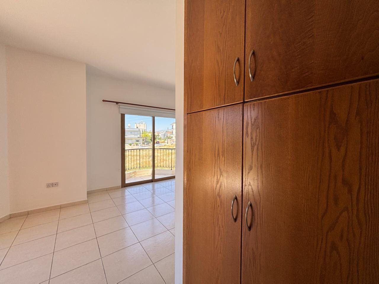5 BR House in Agios Athanasios, Limassol photo 8