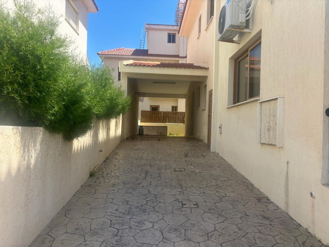 5 BR House in Agios Athanasios, Limassol photo 30
