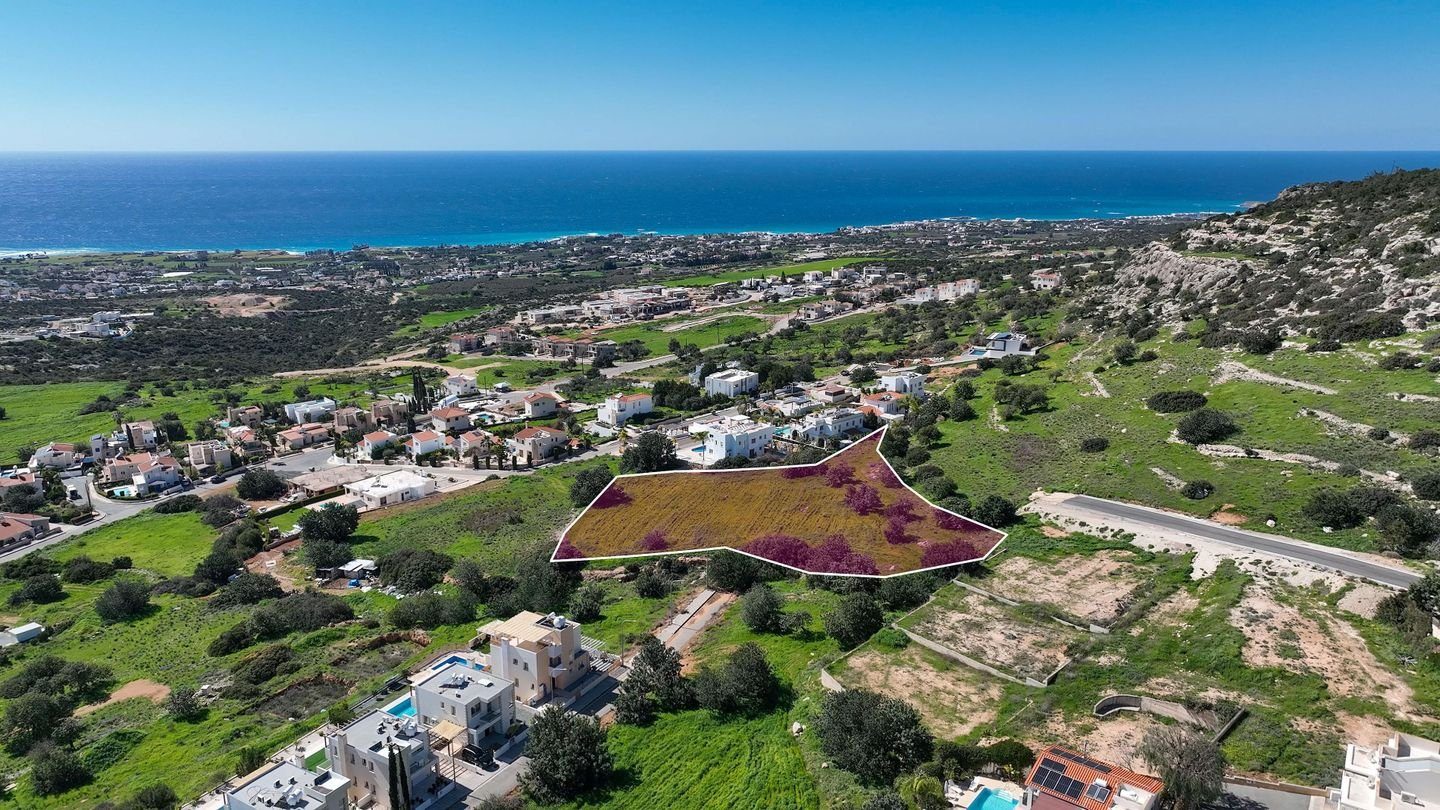 (Share) Residential field located in Pegeia, Paphos photo 4