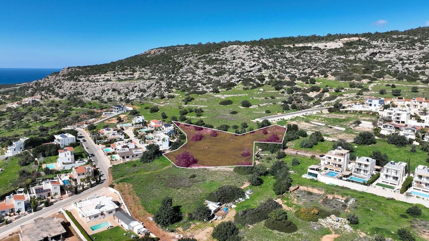 (Share) Residential field located in Pegeia, Paphos photo 2