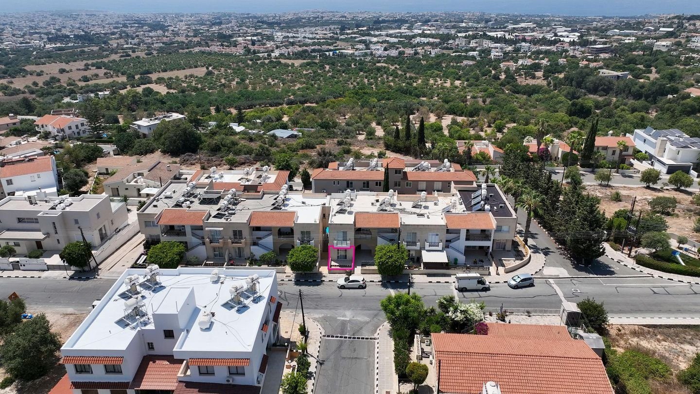 Two-Bedroom Apartment in Mesa Chorio, Paphos photo 2