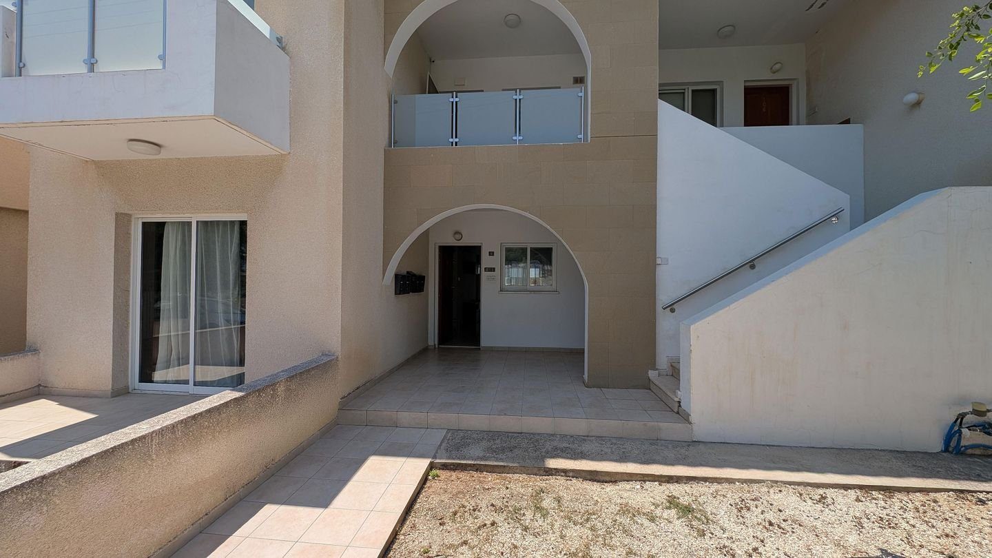 Two-Bedroom Apartment in Mesa Chorio, Paphos photo 21