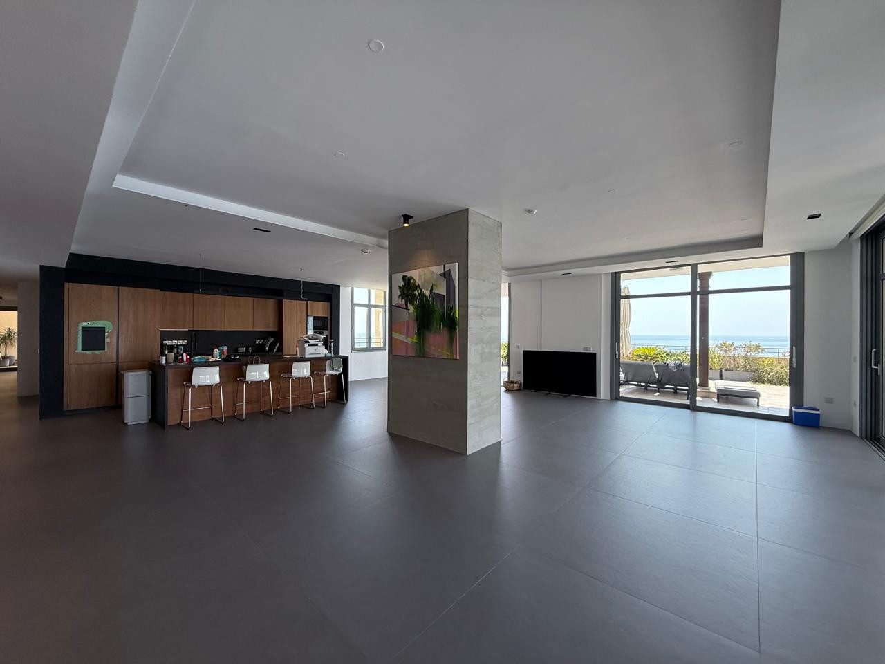 4 BR Apartment with Sea View in Limassol Marina, Limassol photo 2