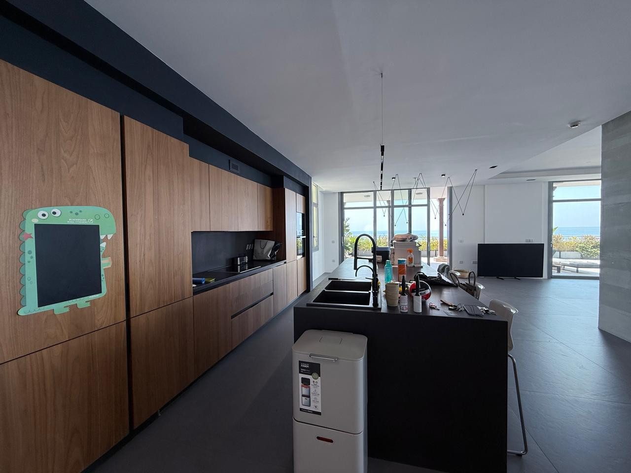 4 BR Apartment with Sea View in Limassol Marina, Limassol photo 3