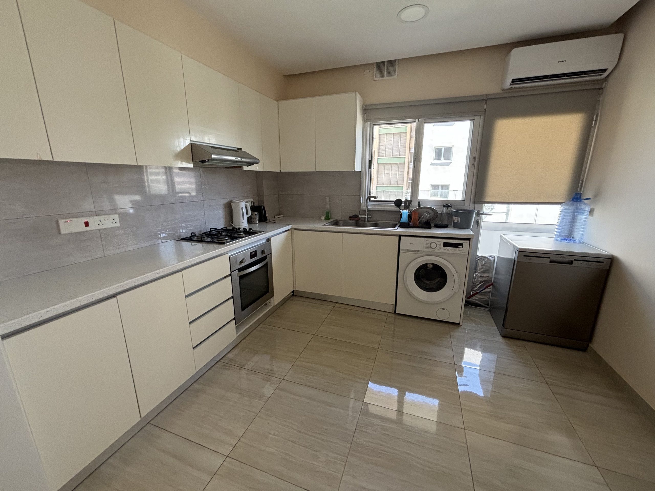 2 BR Apartment in Neapolis, Limassol — photo 5