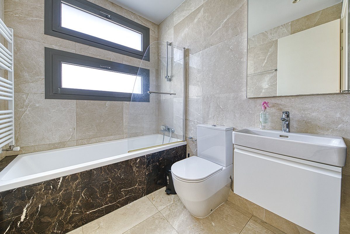 3 BR House with Private Swimming Pool in Pyrgos, Limassol photo 12