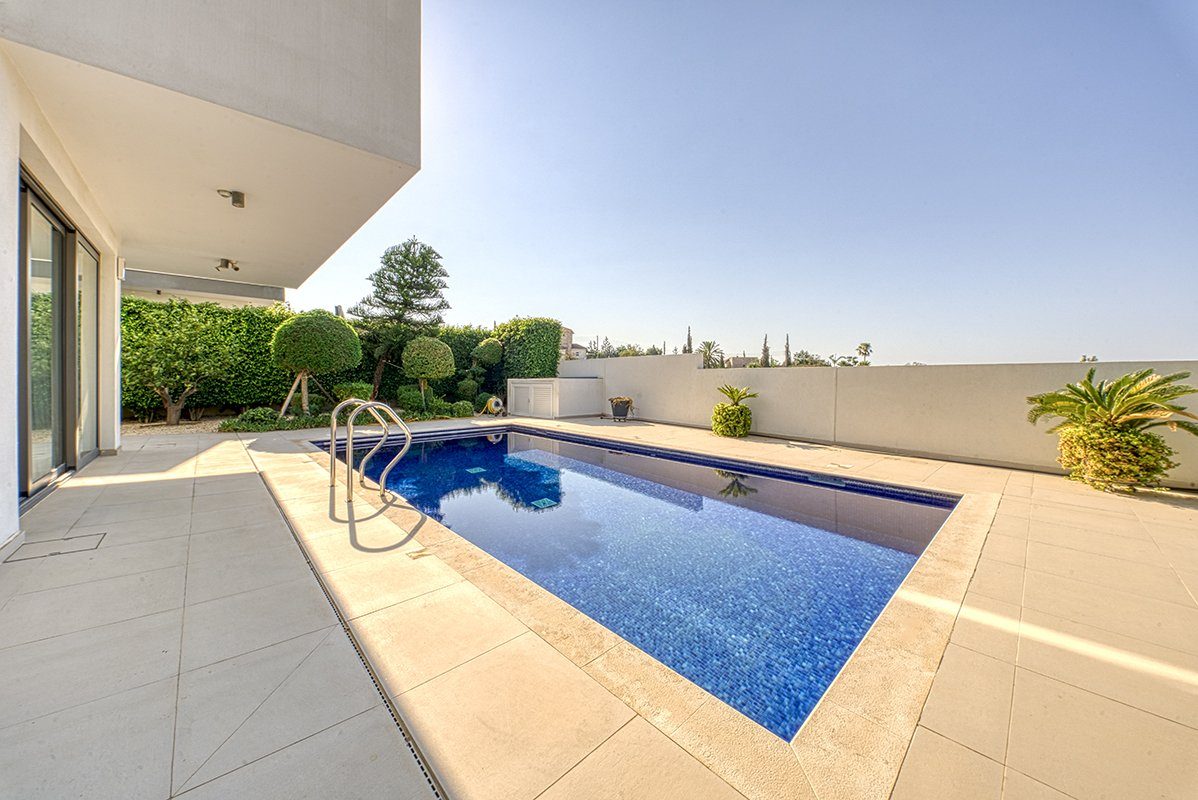 3 BR House with Private Swimming Pool in Pyrgos, Limassol photo 16