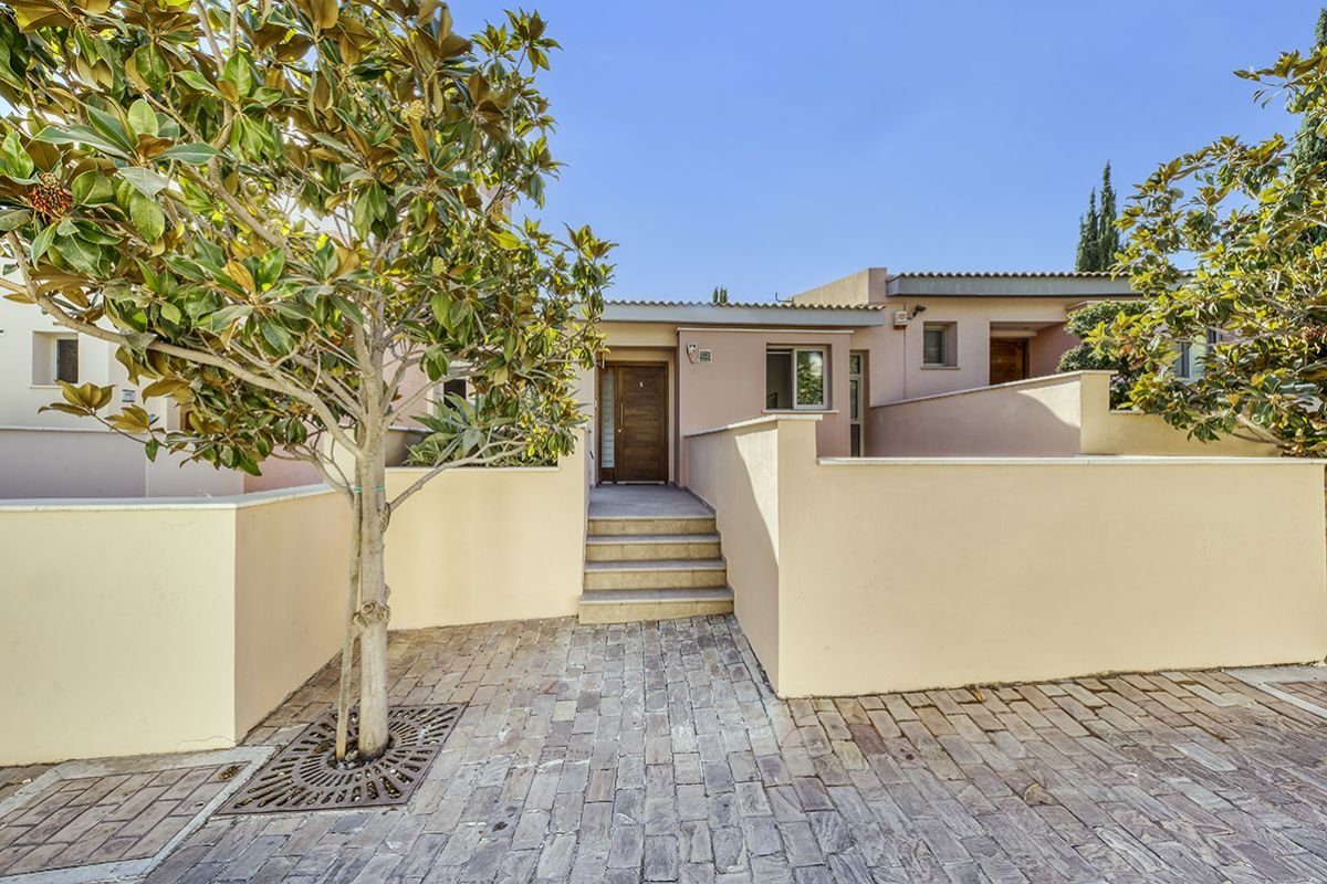 3 BR Townhouse in Agios Tychonas, Limassol photo 22