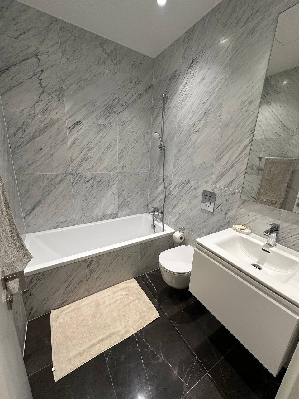 3 BR Luxury Penthouse in Potamos Germasogeias, Limassol photo 16