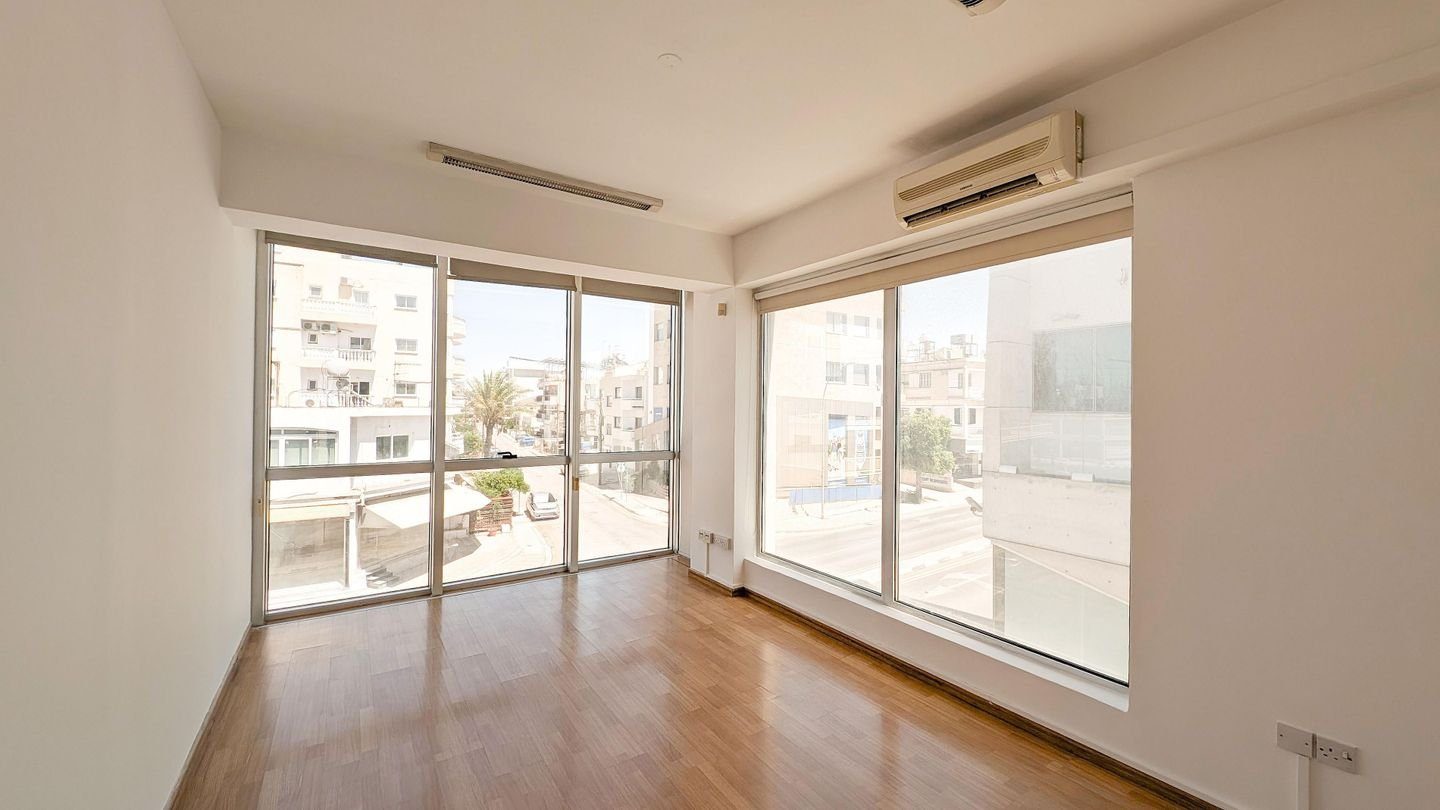 Yield Producing, Mixed-use commercial building in Acropoleos Avenue, Strovolos, Nicosia photo 11