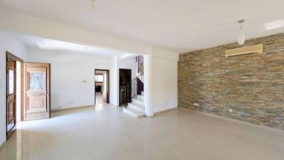 Four-Bedroom House in Aradippou, Larnaca thumbnail 8