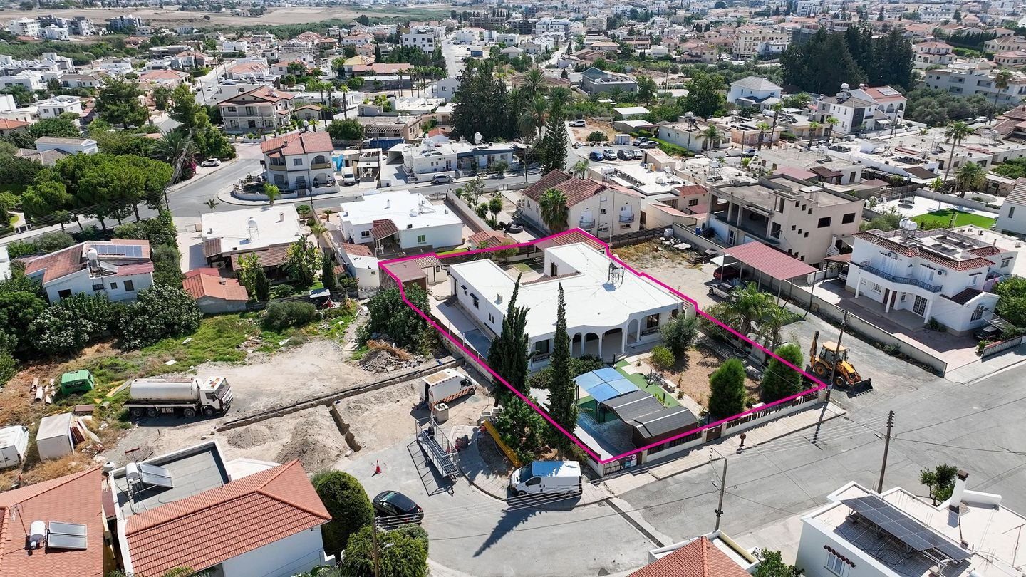 Three-Bedroom House in Agios Fanourios, Aradippou, Larnaca photo 2