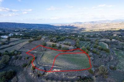 Shared residential fields in Stroumpi, Paphos thumbnail 1