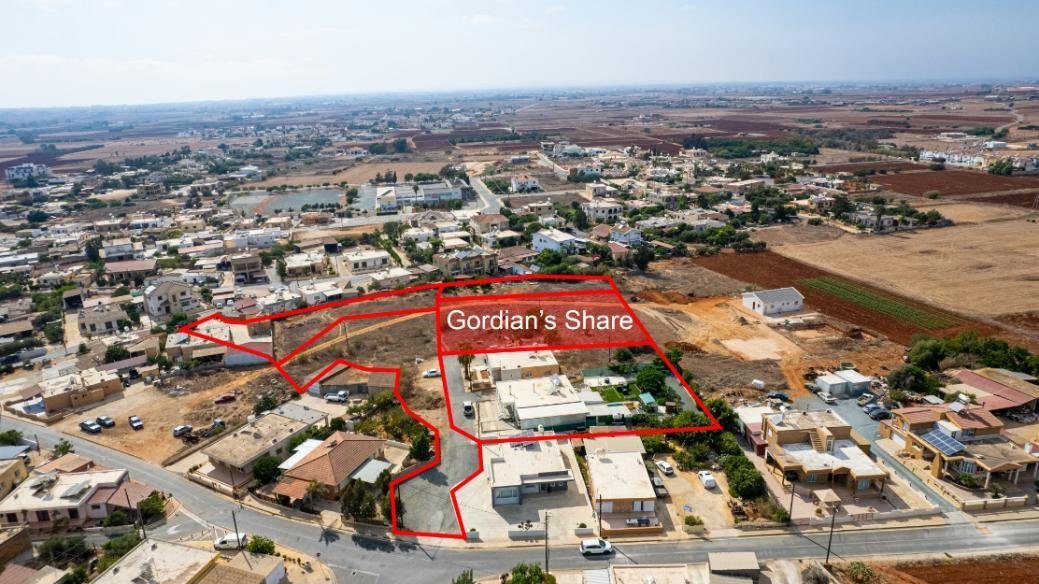 Four residential fields in Liopetri, Famagusta photo 1
