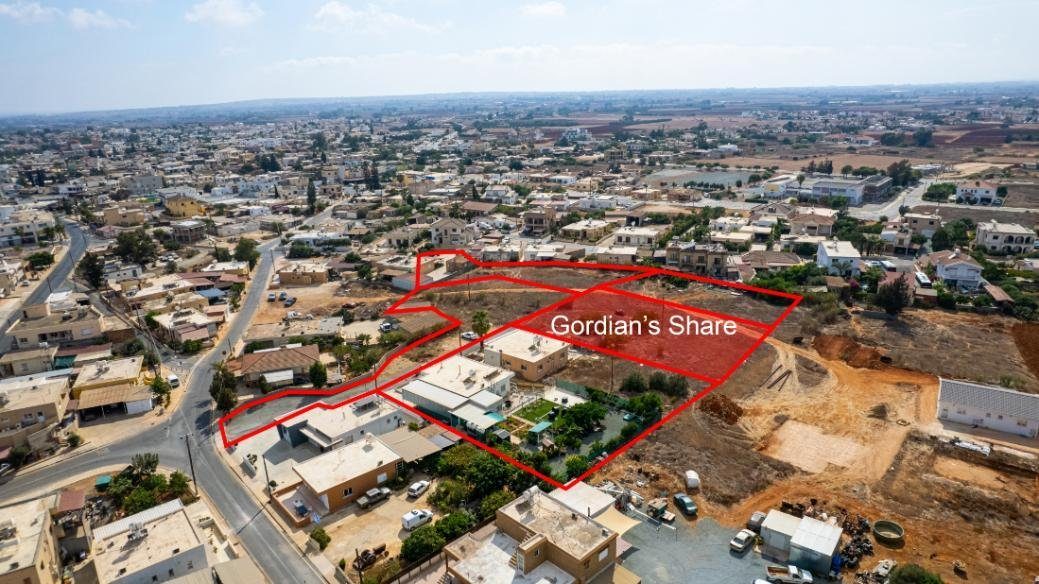 Four residential fields in Liopetri, Famagusta photo 2