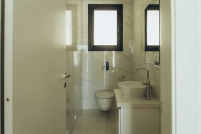 3 BR Apartment in Mesa Geitonia, Limassol thumbnail 11