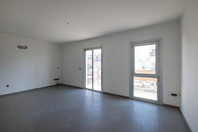 Incomplete 3 bedroom apartment in Aglantzia, Nicosia thumbnail 8