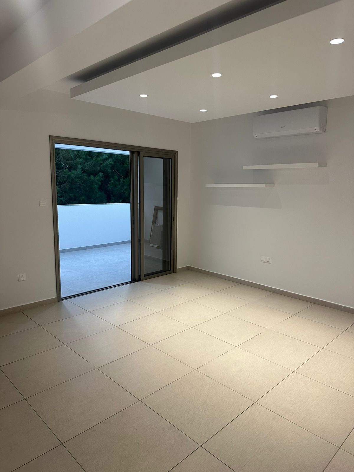 2 BR Apartment in Zakaki, Limassol — photo 4