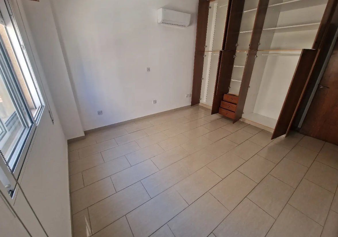 2 BR Apartment in Mesa Geitonia, Limassol photo 5